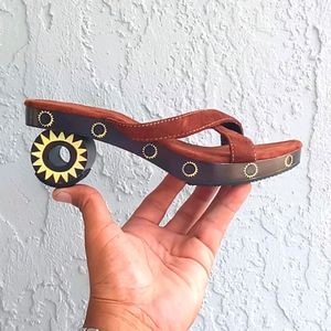 Seven Seas Round Heel Novelty Shoe